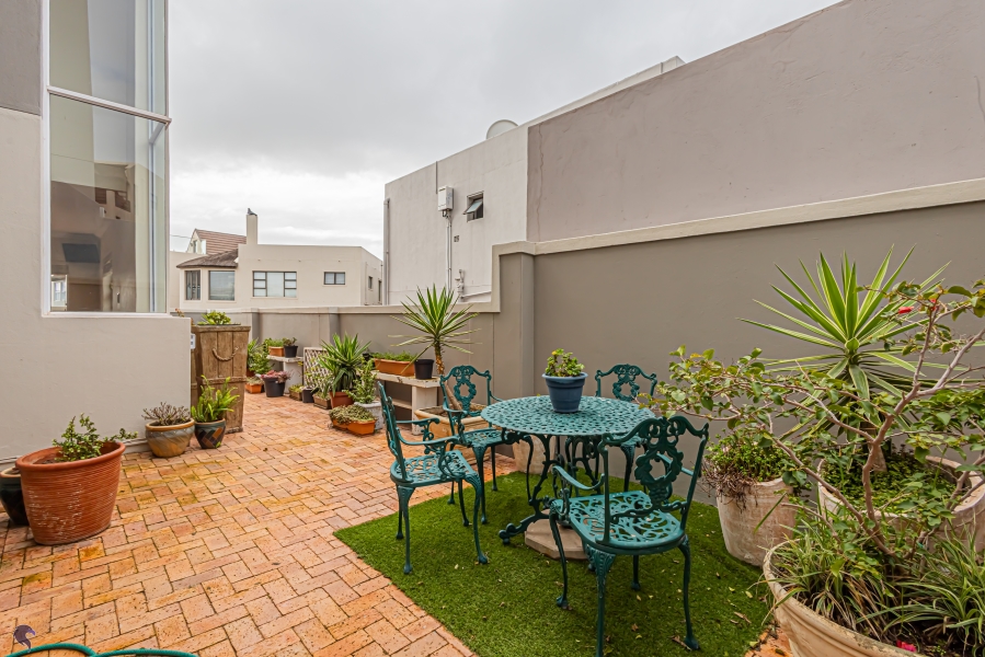 5 Bedroom Property for Sale in Waterfront Western Cape